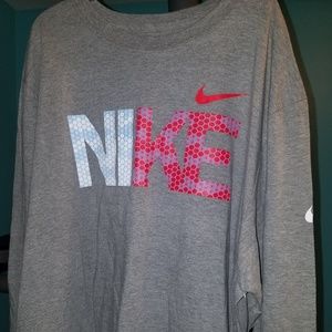 Brand new with tags Nike long sleeve t shirt, 2xl